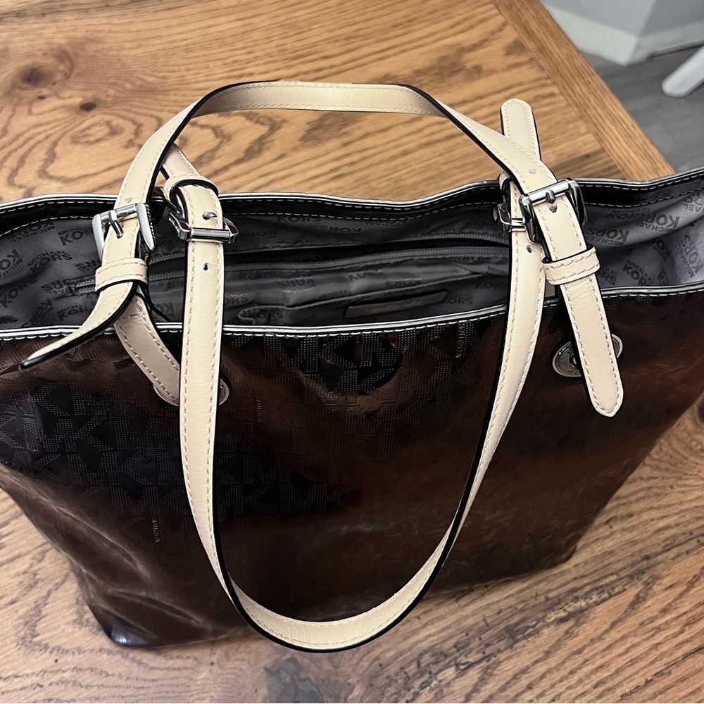 MICHAEL KORS JET SET EAST WEST MIRROR BRONZE METALLIC PATENT LEATHER TOTE - Picture 2 of 14